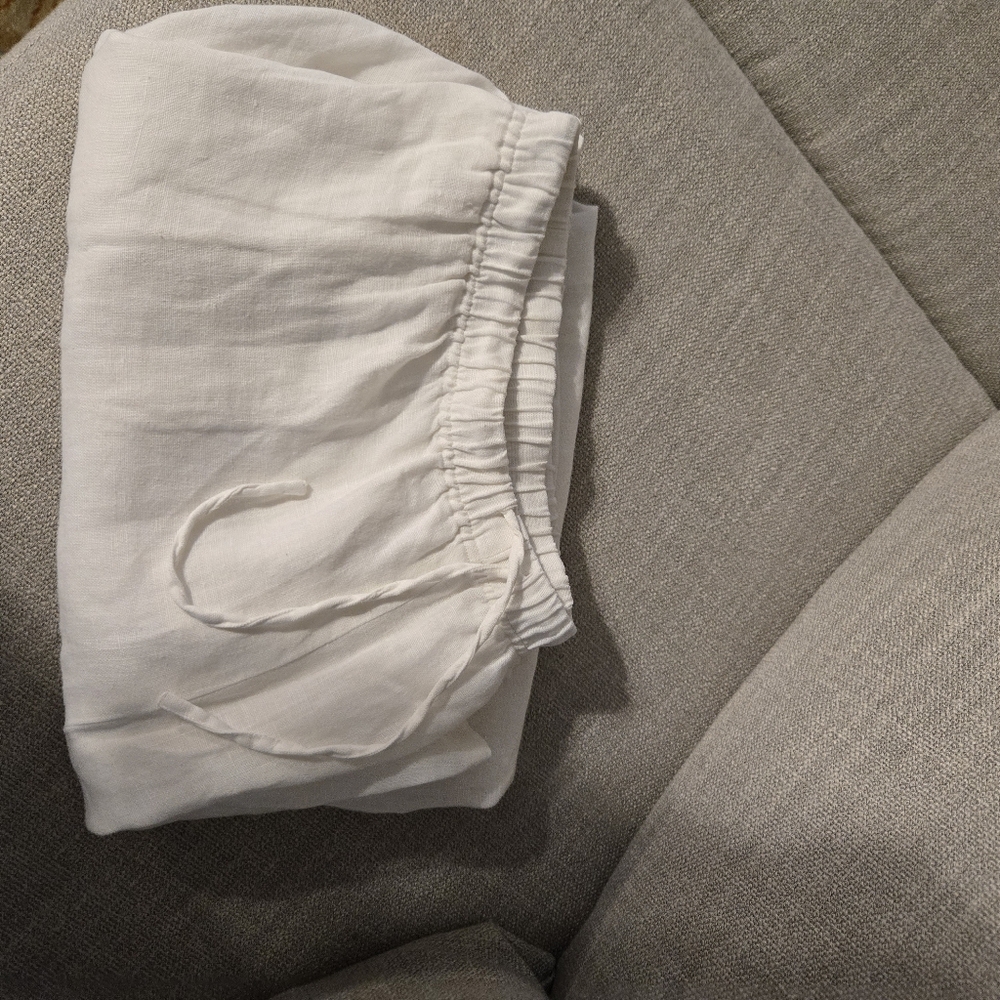 Silhouettes.    Pants.    342 - Picture 4 of 4